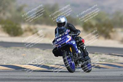 media/Oct-30-2025-Racers Edge (Thu) [[dabbdaf680]]/3-B Group/Session 1 (Turn 5)/